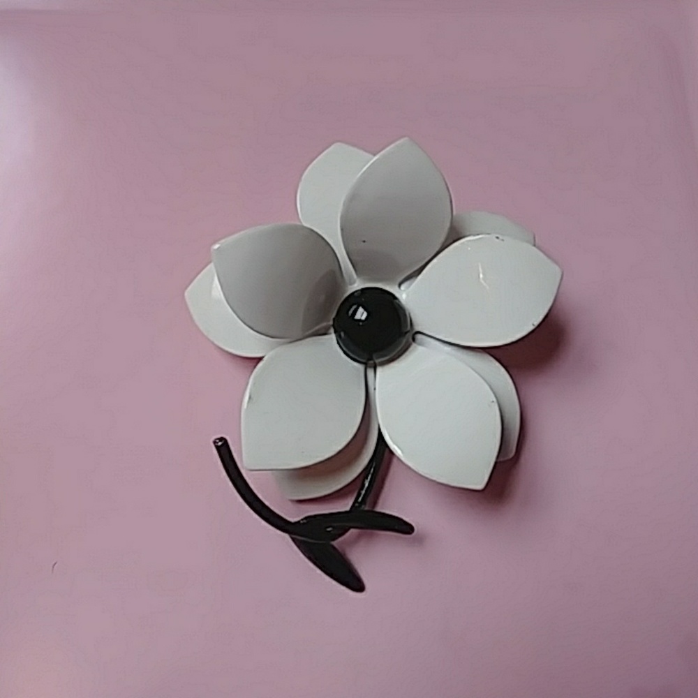 Lovely Brooche